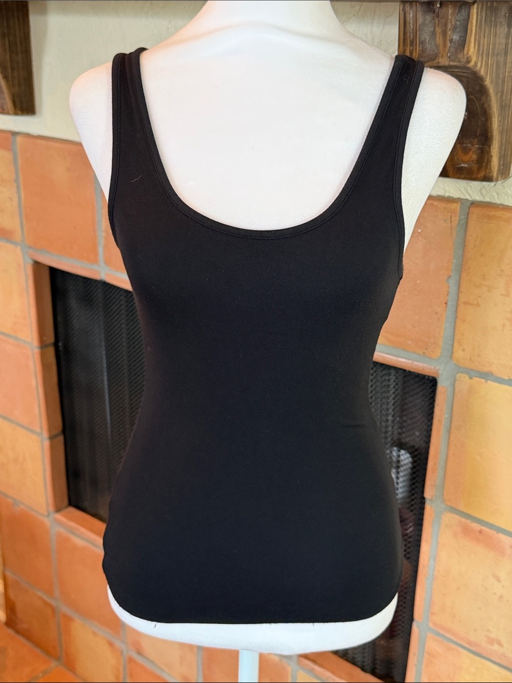 The Range Black Ribbed Tank Top, size XS